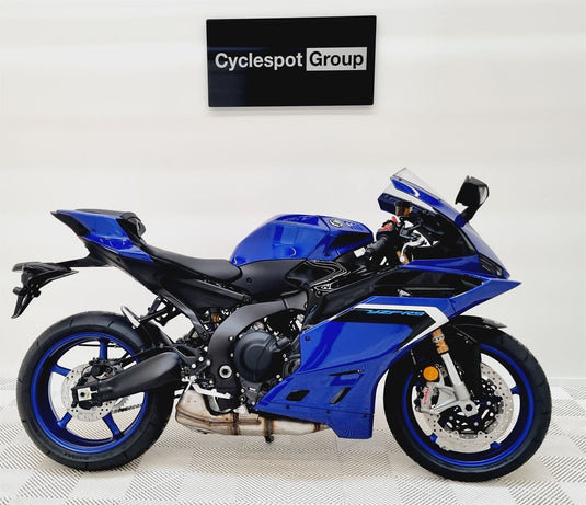 2025 Yamaha YZF R9