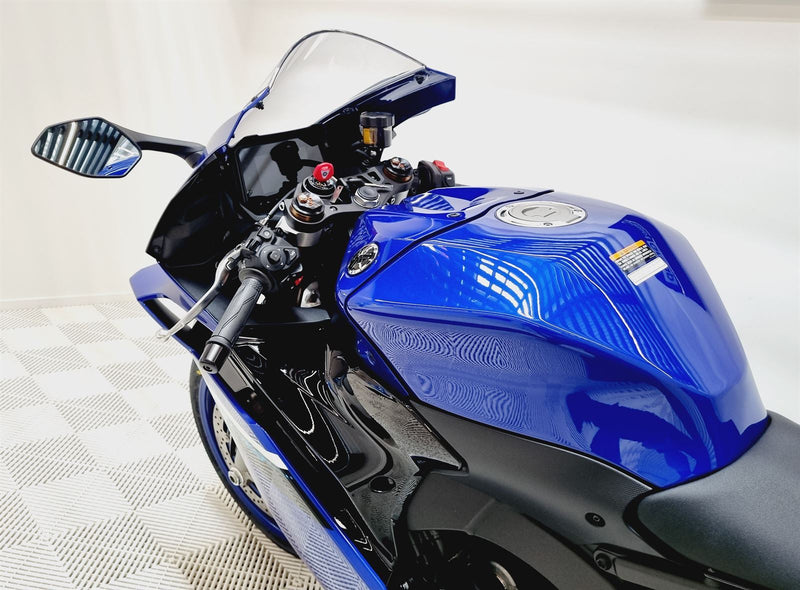Load image into Gallery viewer, 2025 Yamaha YZF R9
