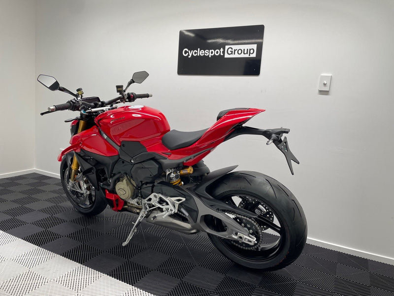 Load image into Gallery viewer, 2026 Ducati Street Fighter V4S
