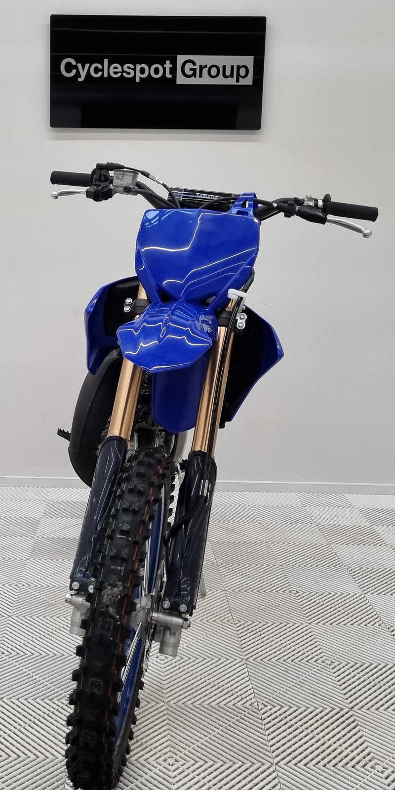 Load image into Gallery viewer, Yamaha YZ85LW
