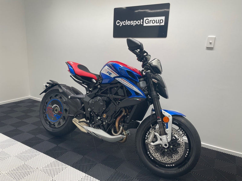 Load image into Gallery viewer, 2024 MV Agusta Dragster RR 'America' Limited Edition
