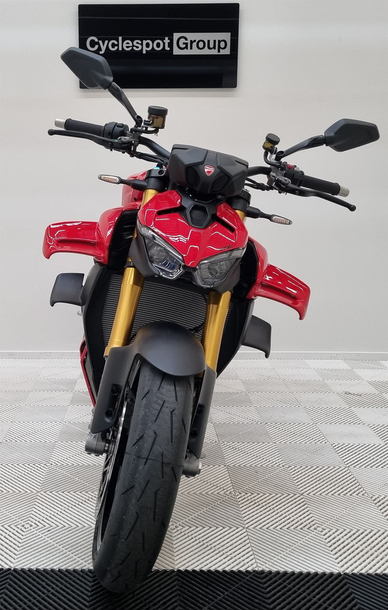 Load image into Gallery viewer, 2026 Ducati Street Fighter V4S
