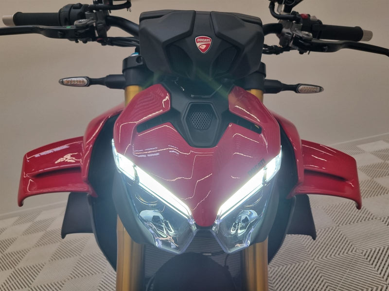 Load image into Gallery viewer, 2026 Ducati Street Fighter V4S
