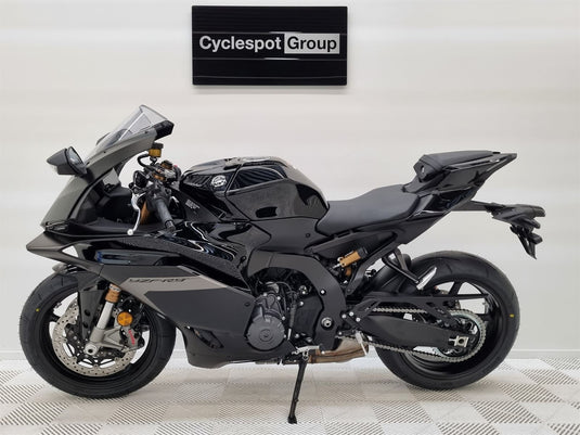 2026 Yamaha R 9
