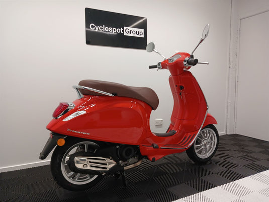 2024 Vespa Primavera