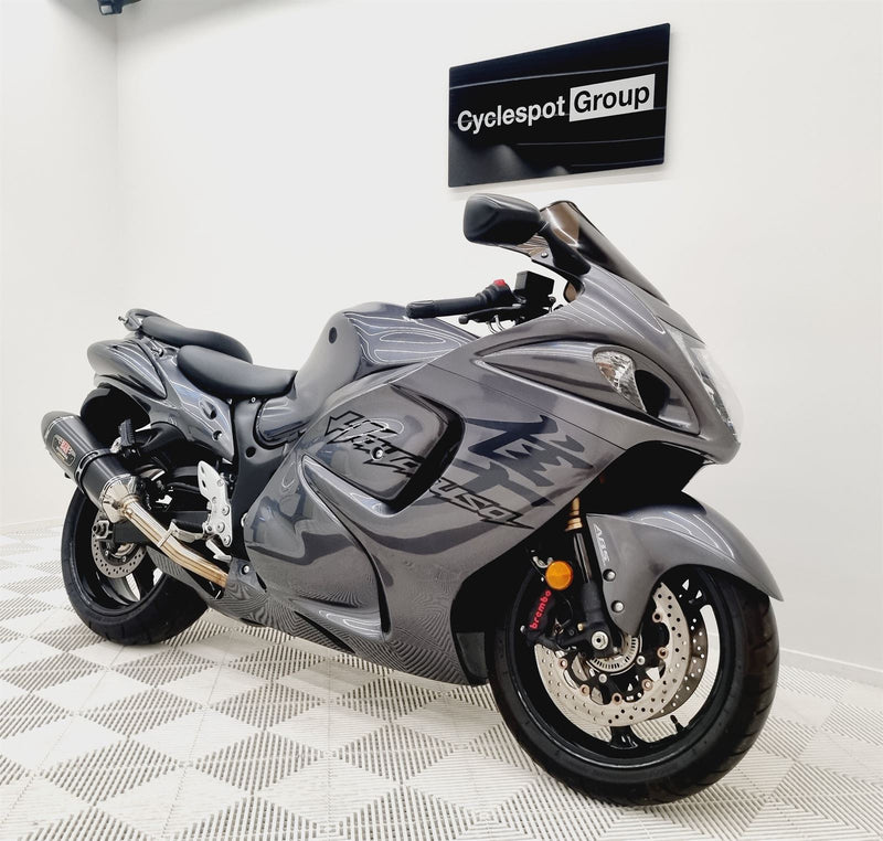 Load image into Gallery viewer, 2020 Suzuki Hayabusa GSX1300R

