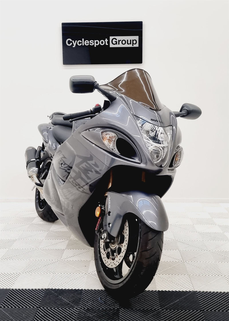 Load image into Gallery viewer, 2020 Suzuki Hayabusa GSX1300R
