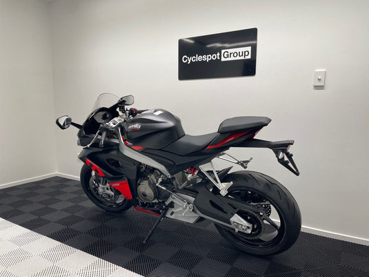 2024 Aprilia RS 660