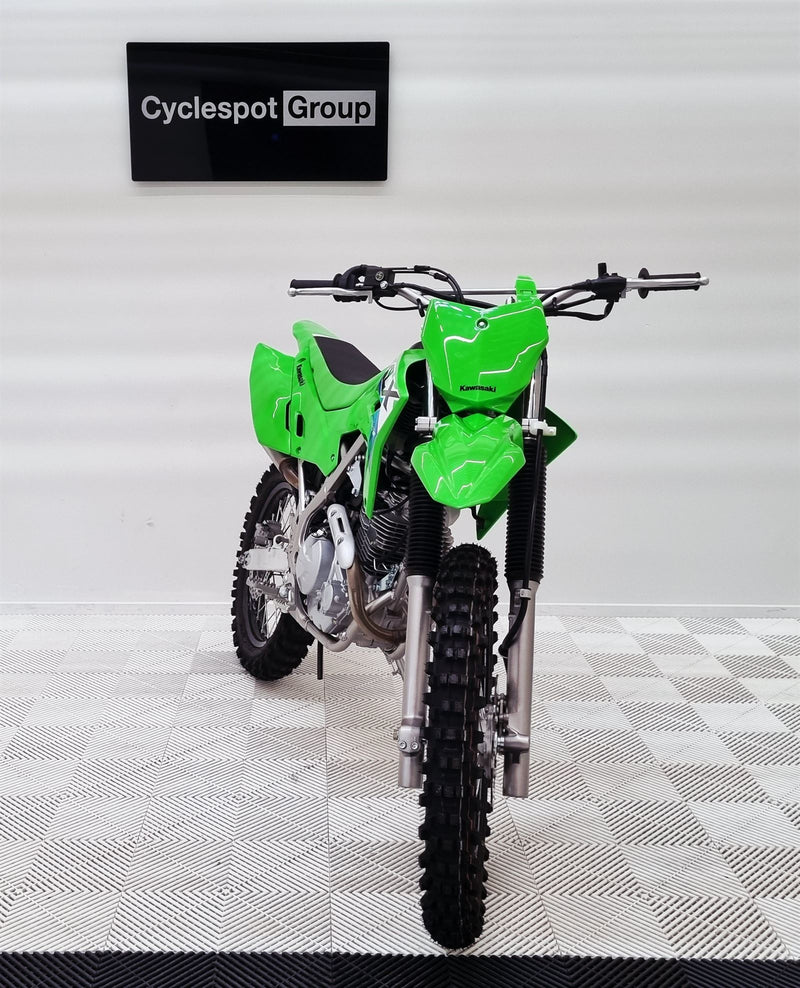 Load image into Gallery viewer, Kawasaki KLX 230 R
