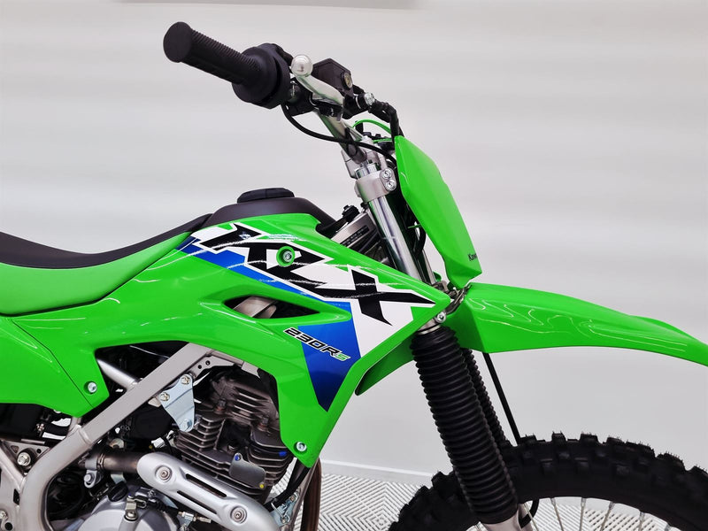 Load image into Gallery viewer, Kawasaki KLX 230 R
