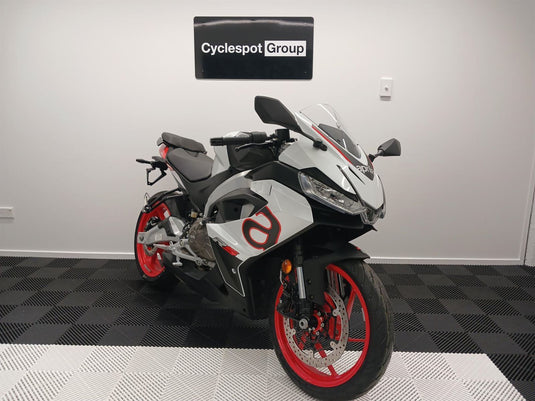 2025 Aprilia RS 457