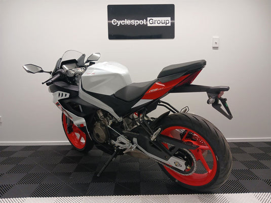 2025 Aprilia RS 457