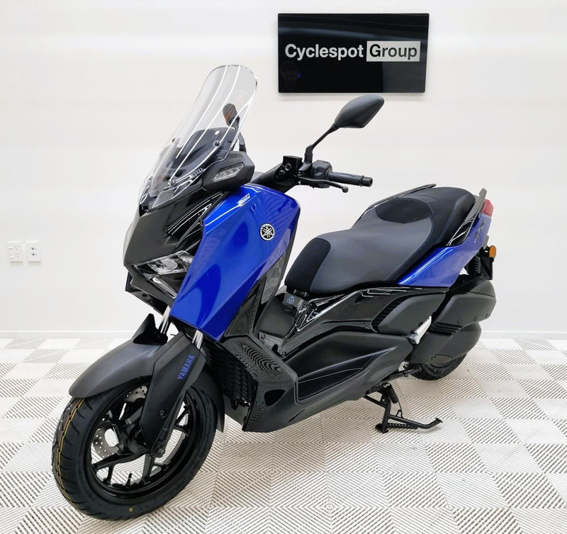 Load image into Gallery viewer, 2026 Yamaha Xmax 300
