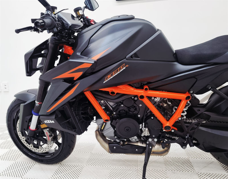 Load image into Gallery viewer, 2026 KTM Superduke SD R EVO
