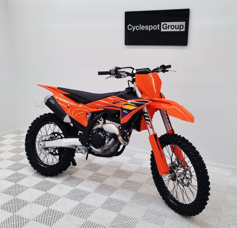 Load image into Gallery viewer, 2026 KTM SX-F 250
