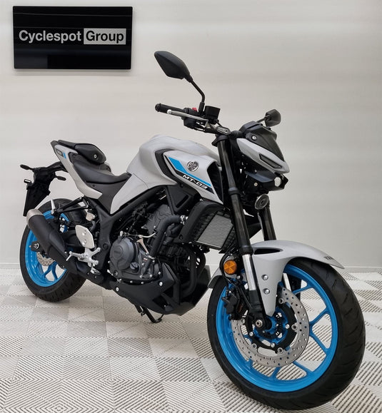 2025 Yamaha MT 03 LAMS