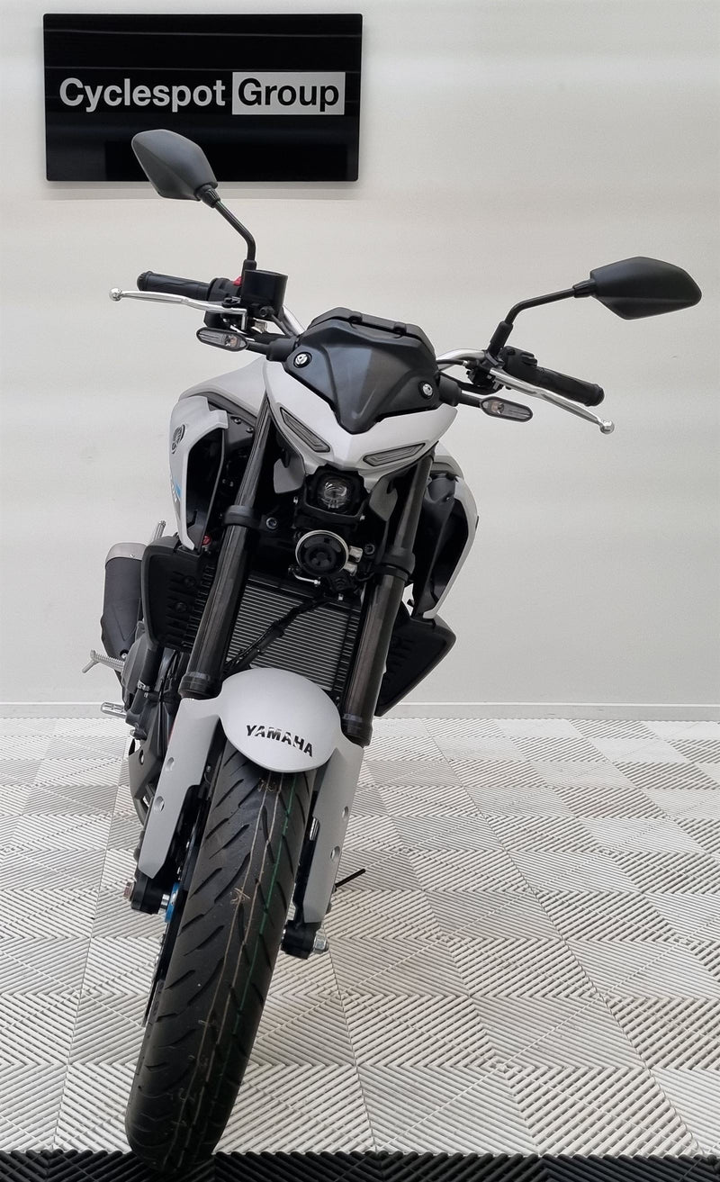 Load image into Gallery viewer, 2025 Yamaha MT 03 LAMS
