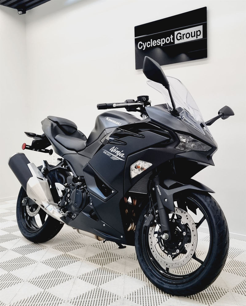 Load image into Gallery viewer, Kawasaki EX500 Ninja 500
