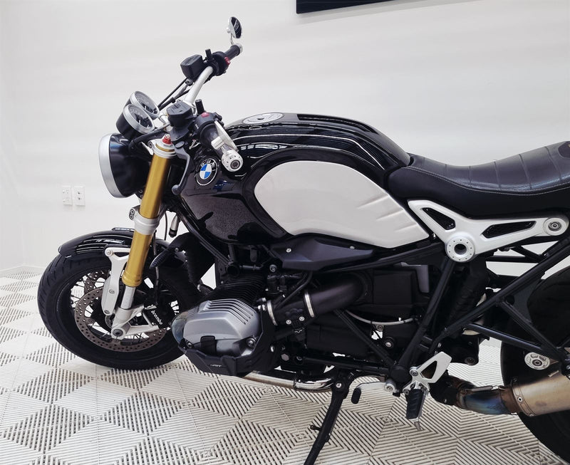 Load image into Gallery viewer, BMW R Nine T
