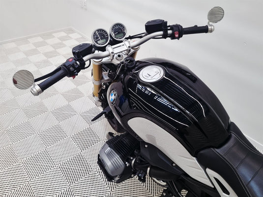 BMW R Nine T