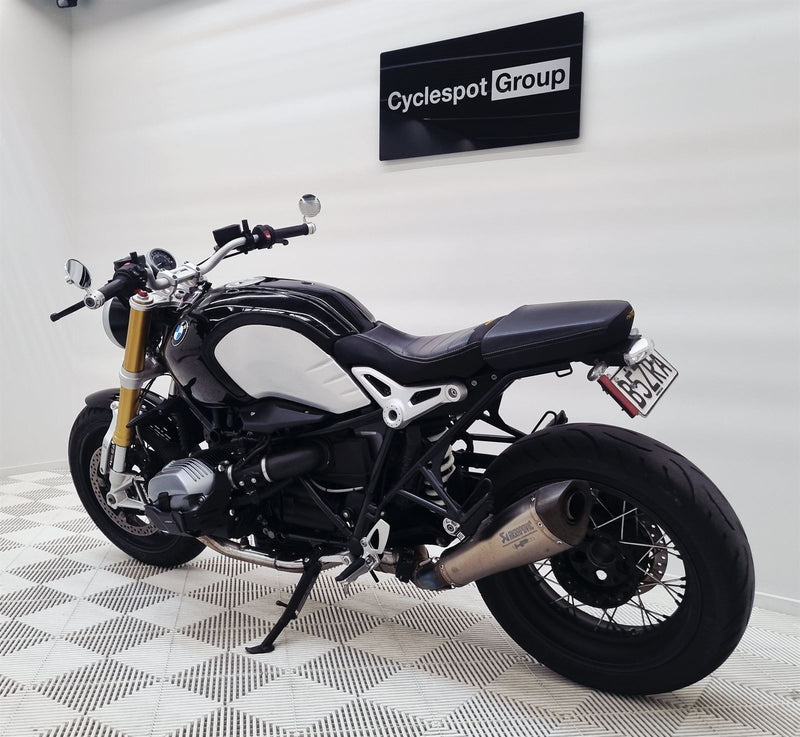 Load image into Gallery viewer, BMW R Nine T
