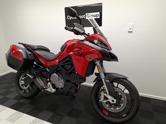 2023 Ducati Multistrada V2S - LAST ONE Save $3600