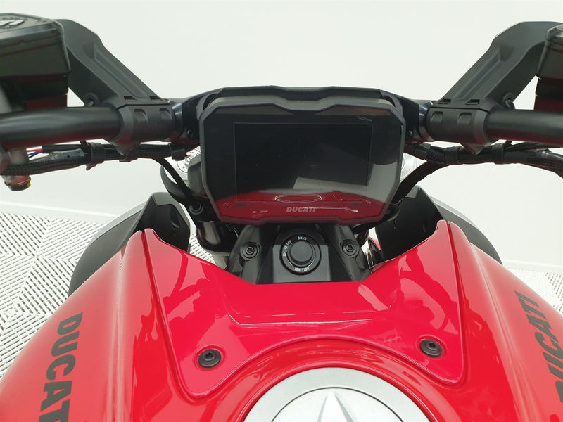 Load image into Gallery viewer, 2025 Ducati Diavel V4
