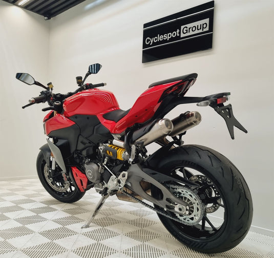 2026 Ducati Street Fighter V2