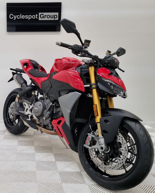 2026 Ducati Street Fighter V2S