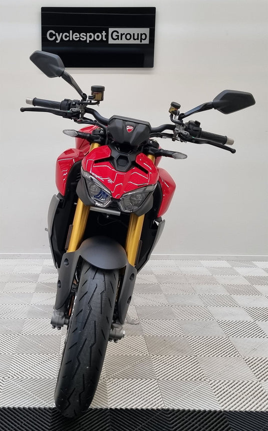 2026 Ducati Street Fighter V2S