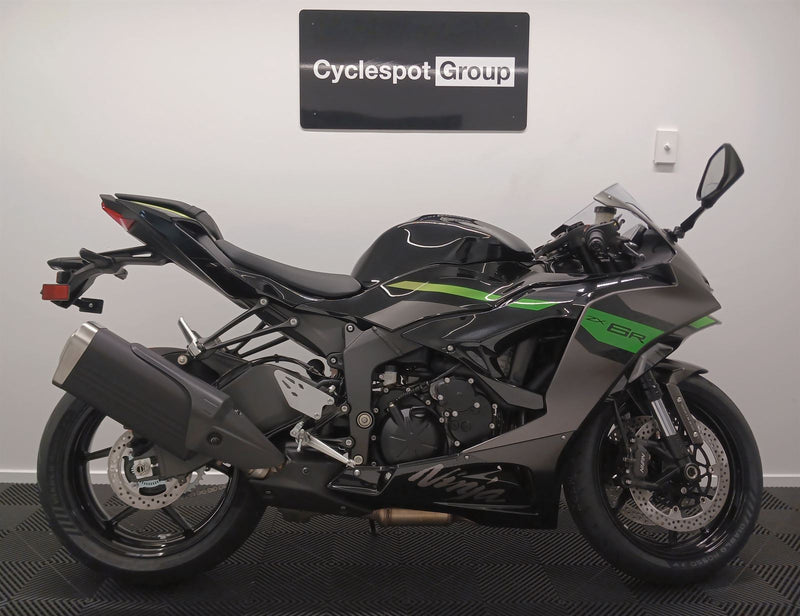 Load image into Gallery viewer, 2026 Kawasaki Ninja ZX6R
