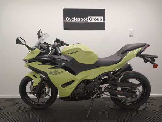 2026 Kawasaki Ninja 500 LAMS