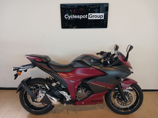 Suzuki GSX 250 FR