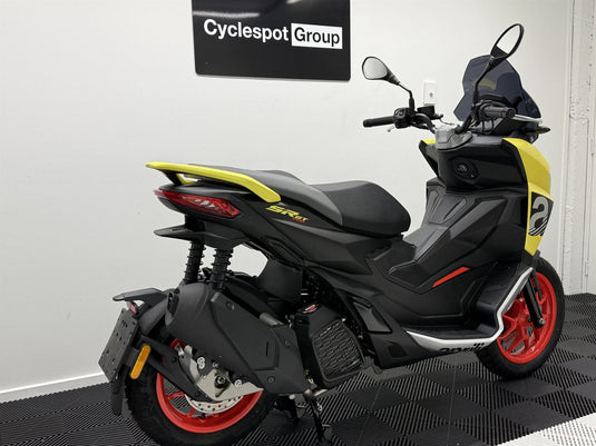 2024 Aprilia SR GT 200