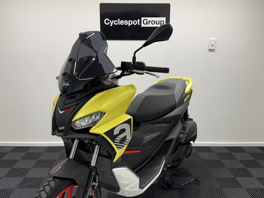 2024 Aprilia SR GT 200