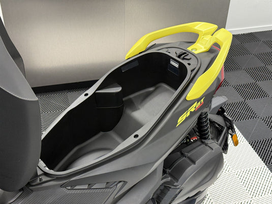 2024 Aprilia SR GT 200