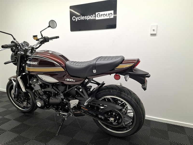 Load image into Gallery viewer, 2026 Kawasaki Z 900 RS
