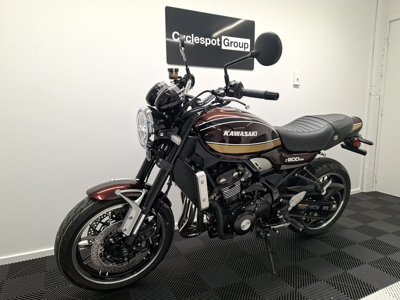 Load image into Gallery viewer, 2026 Kawasaki Z 900 RS
