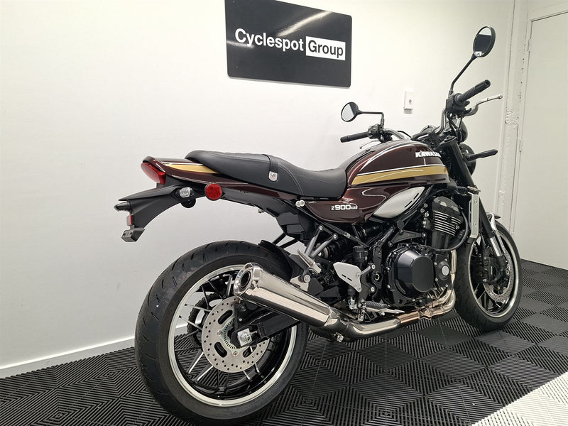 Load image into Gallery viewer, 2026 Kawasaki Z 900 RS
