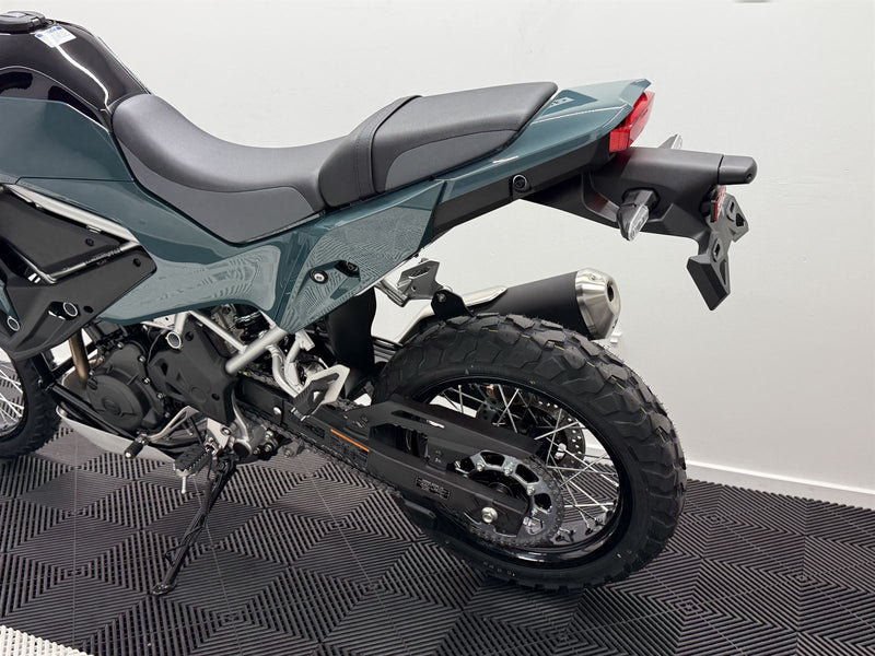 Load image into Gallery viewer, 2026 Kawasaki KLE500
