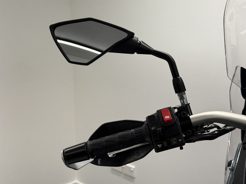Load image into Gallery viewer, 2026 Kawasaki KLE500
