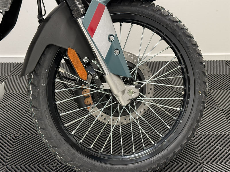 Load image into Gallery viewer, 2026 Kawasaki KLE500
