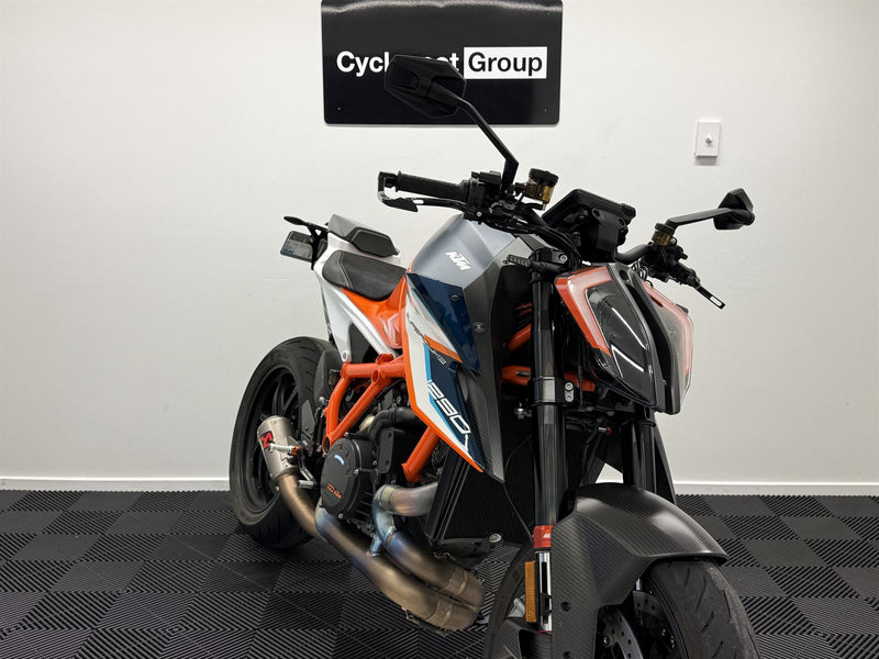 Load image into Gallery viewer, 2021 KTM Superduke 1290 RR
