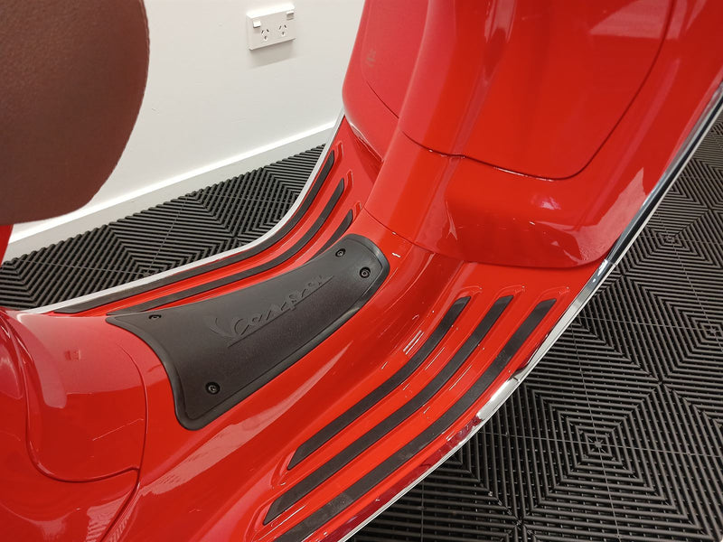 Load image into Gallery viewer, 2024 Vespa GTS 150 Super
