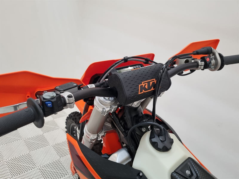 Load image into Gallery viewer, 2026 KTM XC-W
