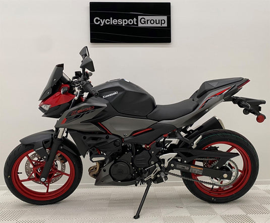 2025 Kawasaki Z 500 SE LAMS
