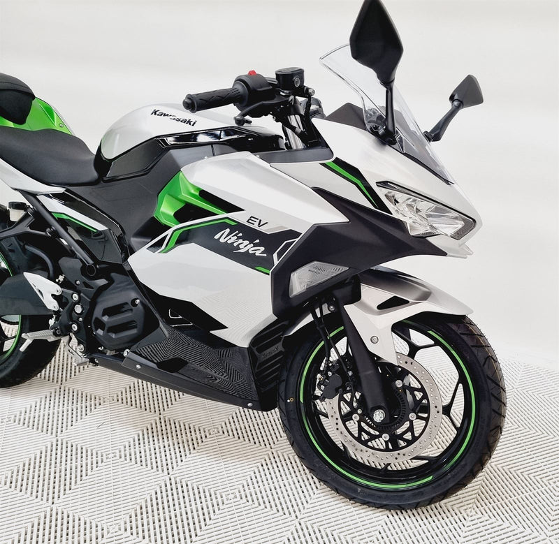 Load image into Gallery viewer, 2024 Kawasaki Ninja E-1 EV LAMS

