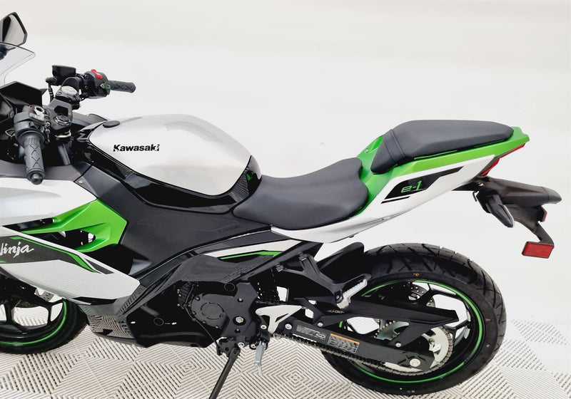 Load image into Gallery viewer, 2024 Kawasaki Ninja E-1 EV LAMS
