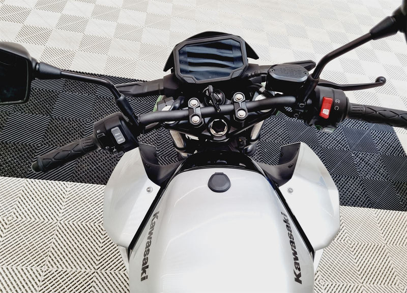 Load image into Gallery viewer, 2024 Kawasaki Z E-1 EV LAMS
