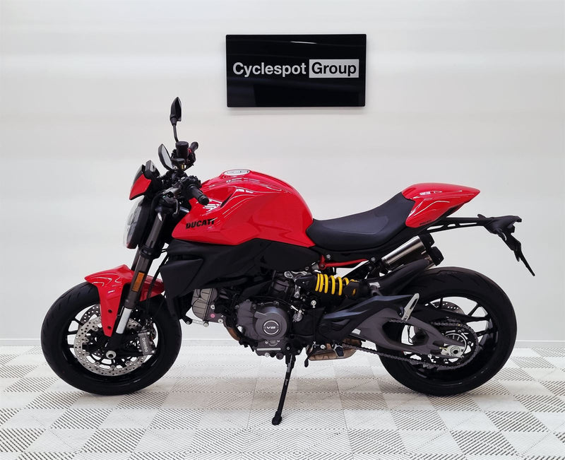 Load image into Gallery viewer, 2026 Ducati Monster Plus
